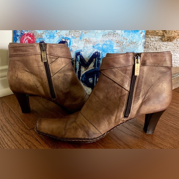 Square Toe Zip Ankle Boots Golden and Brown Leather w/ Straps Sz 39 - Picture 12 of 14